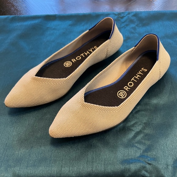 Rothy’s The Point Flat in Flax 8M - Picture 9 of 9